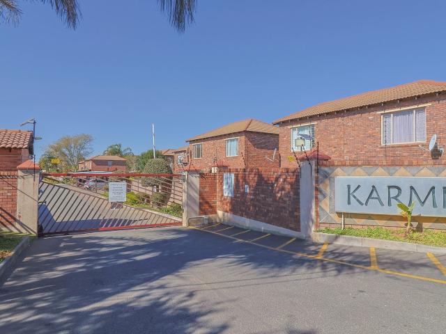Townhouse for sale in Nooitgedacht, Gauteng
