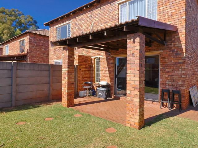 Townhouse for sale in Nooitgedacht, Gauteng