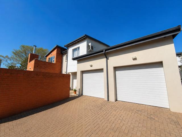 Townhouse for rent in Alexandra, Gauteng
