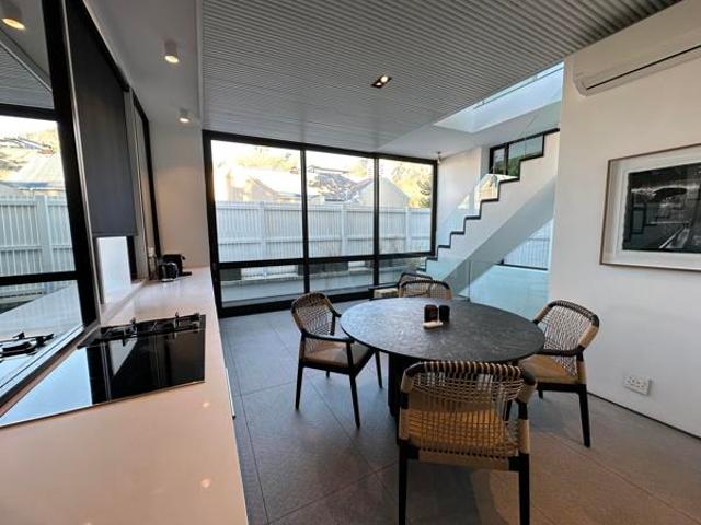 Townhouse for rent in Cape Town, City of Cape Town