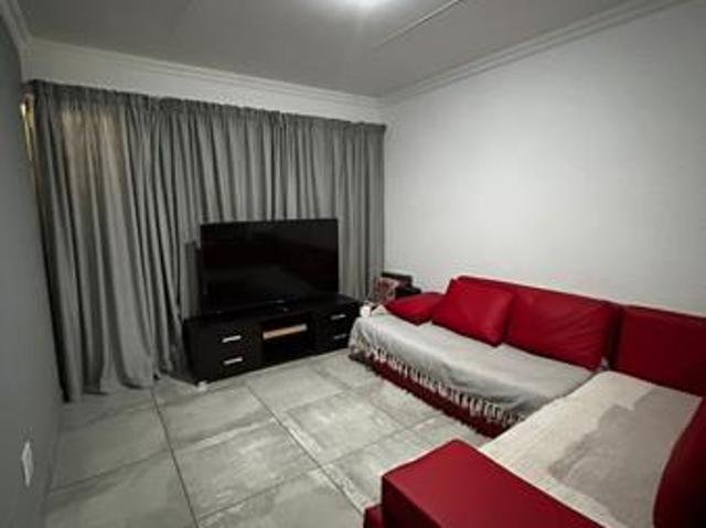 Townhouse for sale in West Rand Garden estates, Westonaria Local Municipality
