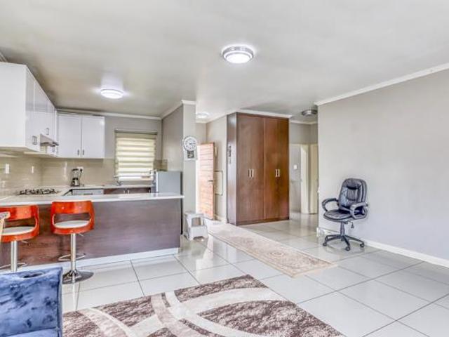 Townhouse for sale in Midrand, Gauteng