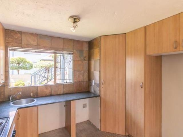 Townhouse for rent in Jansenpark, City of Ekurhuleni Metropolitan Municipality