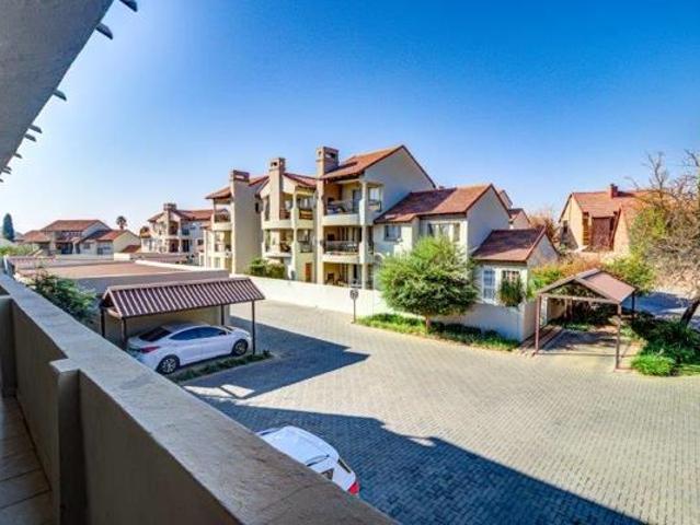 Townhouse for rent in Ekurhuleni, Gauteng
