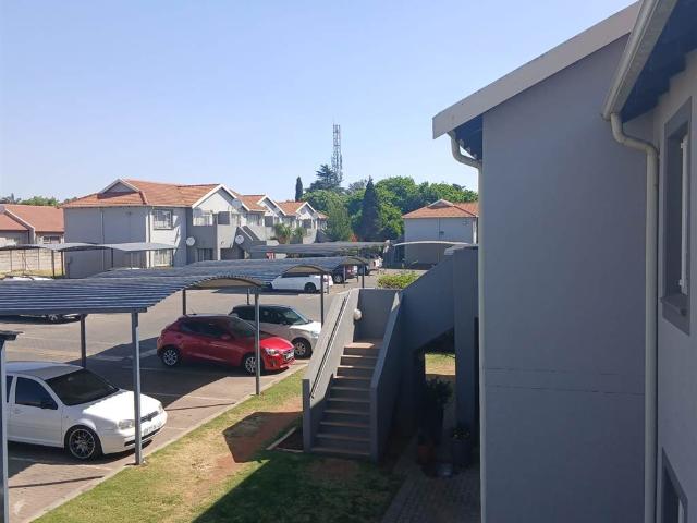 Townhouse for sale in Ekurhuleni, Gauteng