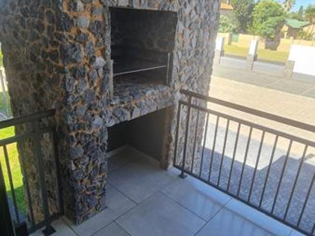 Townhouse for rent in Jansenpark, City of Ekurhuleni Metropolitan Municipality