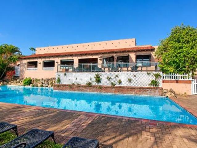 Townhouse for sale in Port Edward, Hibiscus Coast Local Municipality