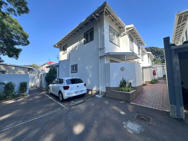 Townhouse for sale in Seaview, Kwazulu-natal