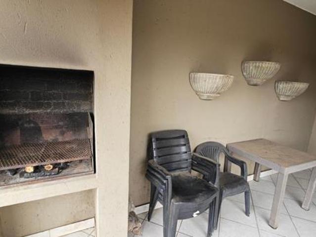 Townhouse for rent in Ekurhuleni, Gauteng