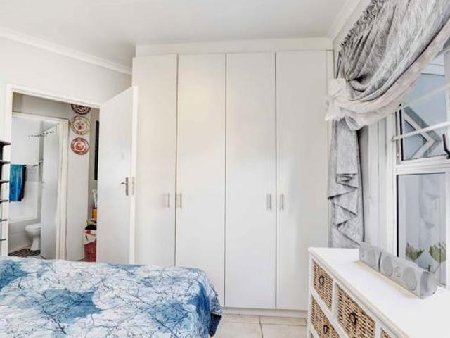 Townhouse for sale in Cape Town, Western Cape