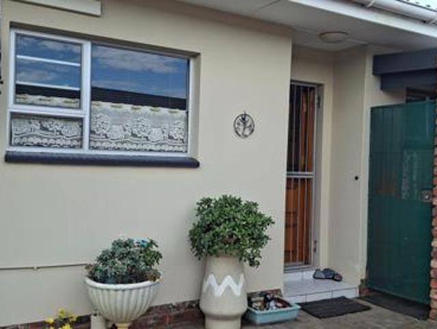 Townhouse for sale in Bisho, Eastern Cape