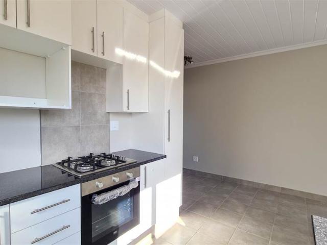 Townhouse for sale in East London, Eastern Cape