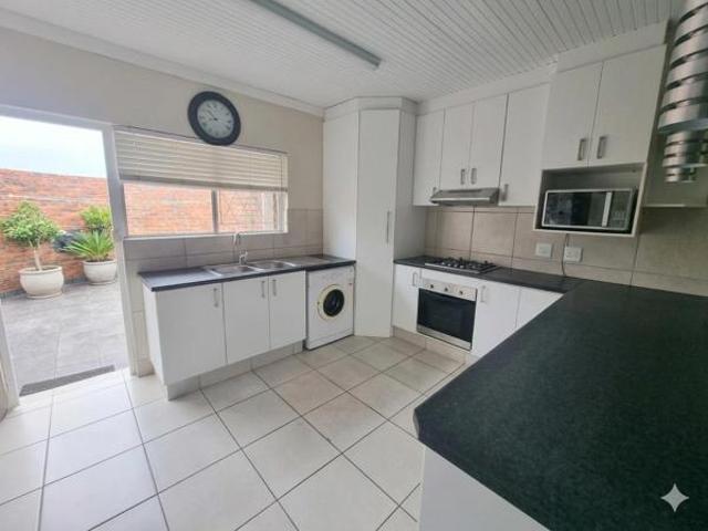 Townhouse for sale in Bisho, Eastern Cape
