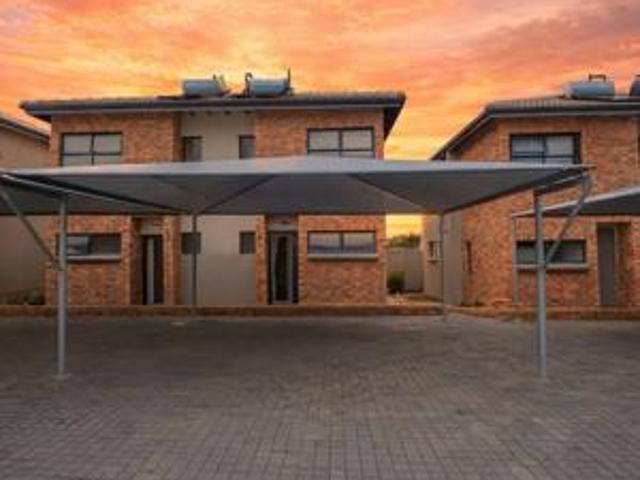 Townhouse for sale in Bisho, Eastern Cape