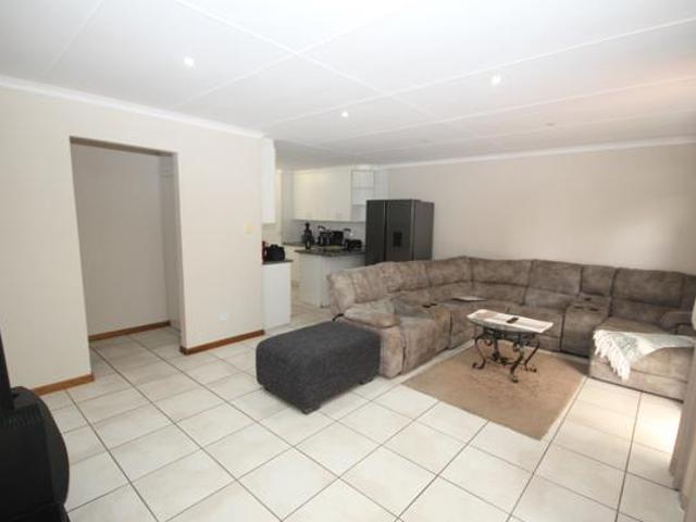 Townhouse for sale in Amatola View, Bhisho
