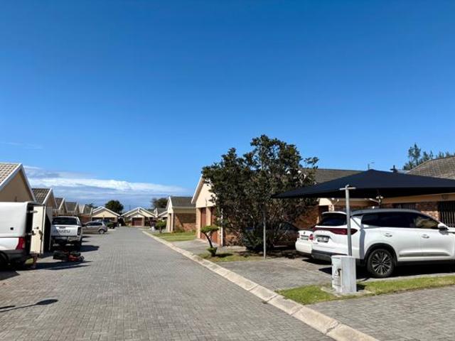 Townhouse for sale in Bisho, Eastern Cape