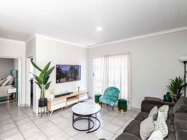 Townhouse for sale in Amathole District Municipality, Eastern Cape