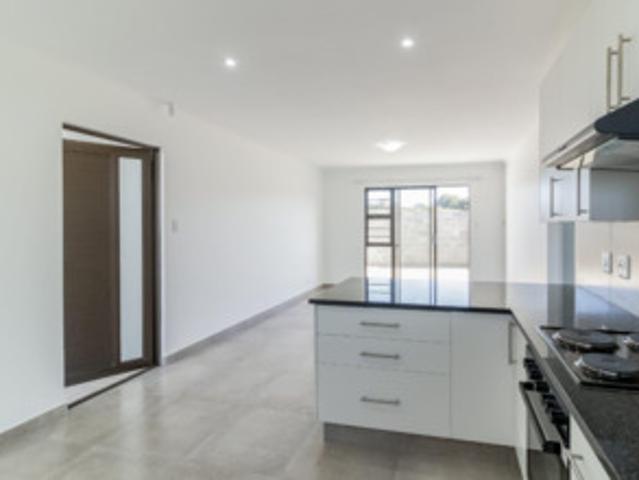 Townhouse for rent in East London, Eastern Cape