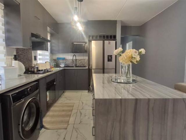 Townhouse for sale in Ekurhuleni, Gauteng