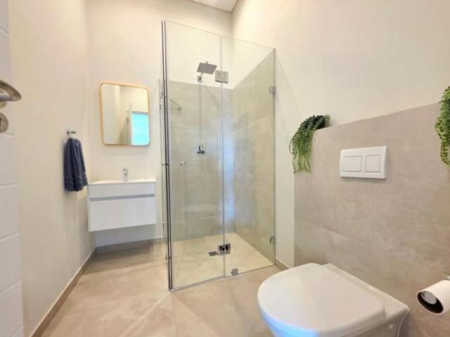 Townhouse for rent in Cape Town, Western Cape