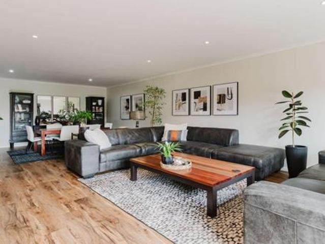 Townhouse for sale in Port Elizabeth, Eastern Cape