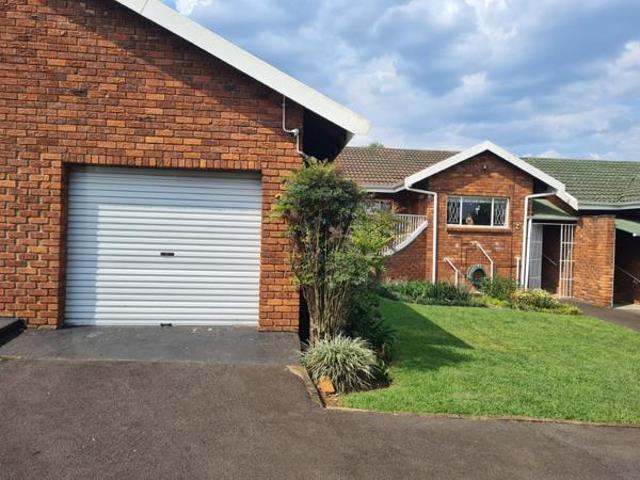 Townhouse for sale in Howick, uMgeni Local Municipality
