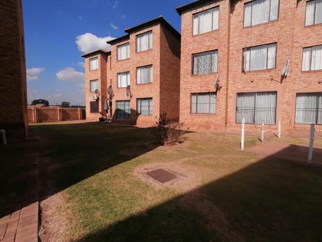 Townhouse for sale in Westonaria, Gauteng