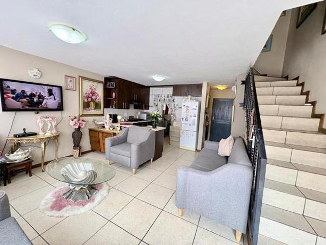 Townhouse for sale in Westonaria, Gauteng