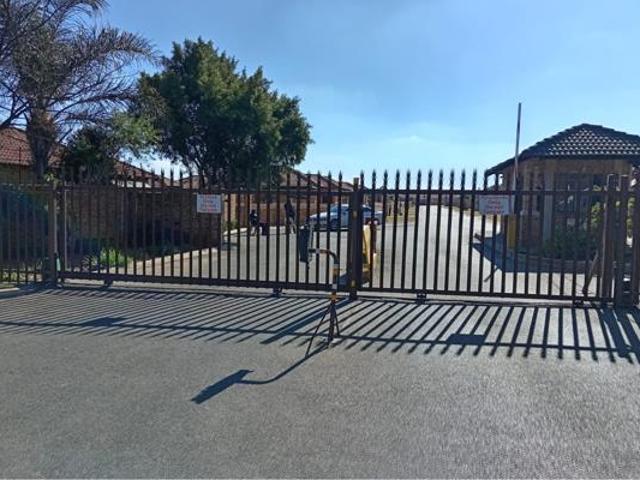 Townhouse for sale in Westonaria, Gauteng