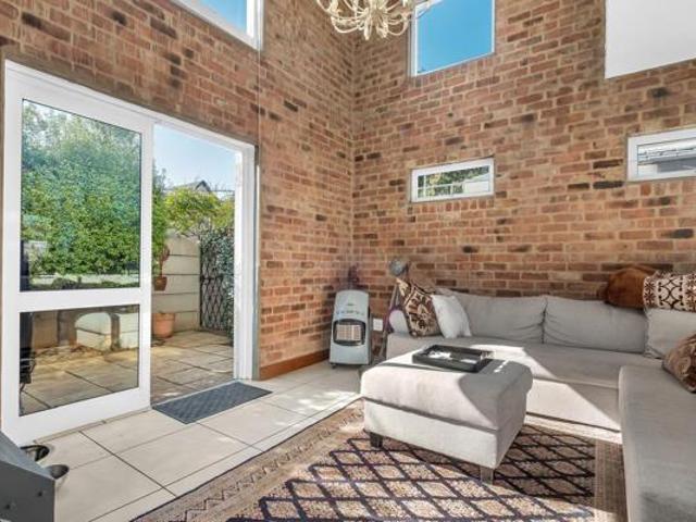 Townhouse for rent in Vosloorus, Gauteng