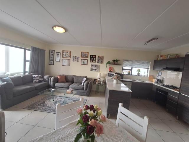 Townhouse for sale in Ekurhuleni, Gauteng