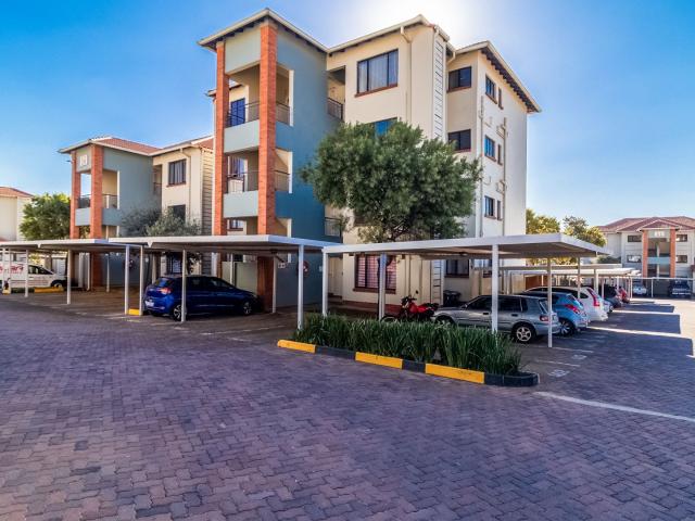 Townhouse for sale in Edenvale
