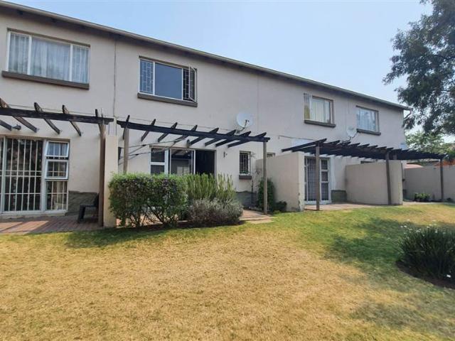 Townhouse for sale in Ekurhuleni, Gauteng