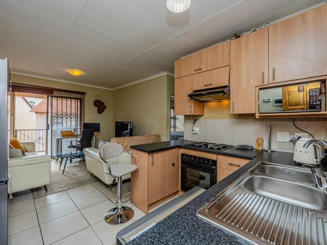 Townhouse for sale in Nooitgedacht, Gauteng