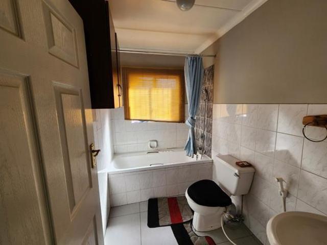 Townhouse for sale in Tembisa, Gauteng