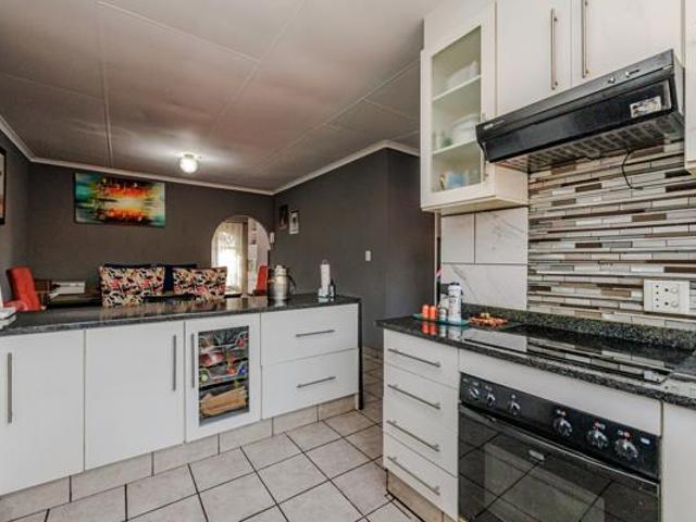 Townhouse for sale in Westonaria, Gauteng