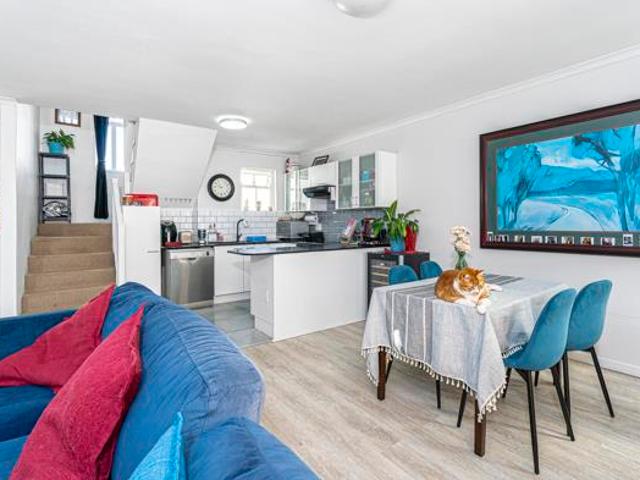 Townhouse for sale in Cape Town, Western Cape
