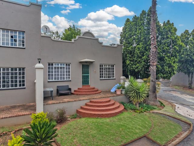 Townhouse for sale in Nooitgedacht, Gauteng