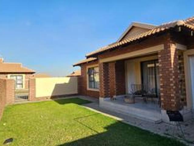 Townhouse for sale in Ekurhuleni, Gauteng