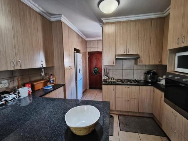 Townhouse for sale in Bloemfontein, Free State