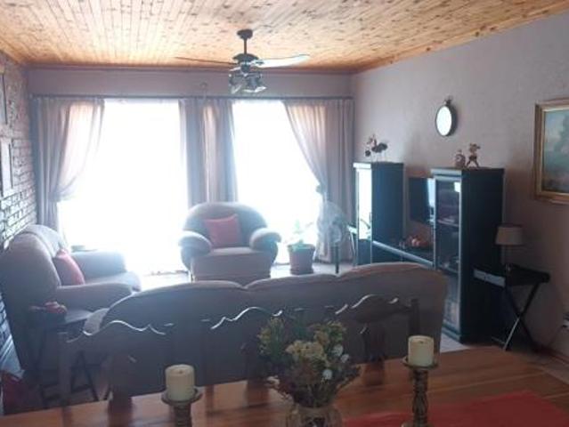 Townhouse for sale in Lejweleputswa, Free State