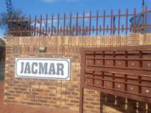 Townhouse for rent in Bloemfontein, Free State