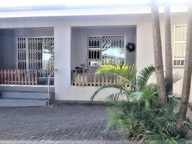 Townhouse for sale in Ugu District Municipality, Kwazulu-natal