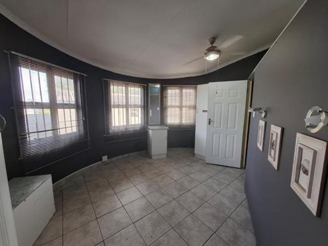 Townhouse for rent in Ugu District Municipality, Kwazulu-natal