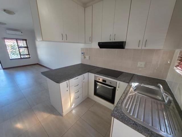 Townhouse for rent in Cape Town, Western Cape