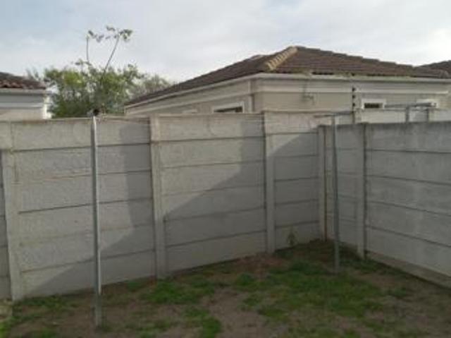 Townhouse for rent in Cape Town, Western Cape