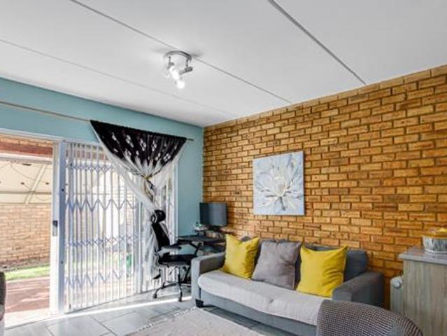 Townhouse for sale in Westonaria, Gauteng