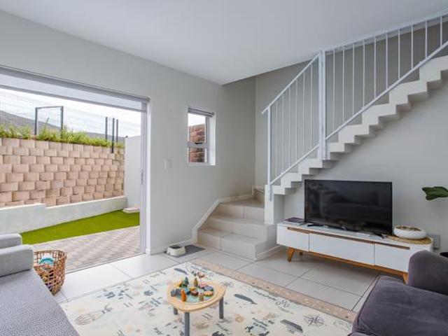 Townhouse for sale in Durbanville, Western Cape