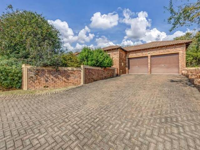 Townhouse for sale in Westonaria, Gauteng