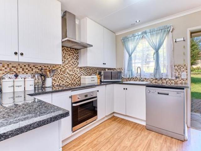 Townhouse for rent in West Rand Garden estates, Westonaria Local Municipality
